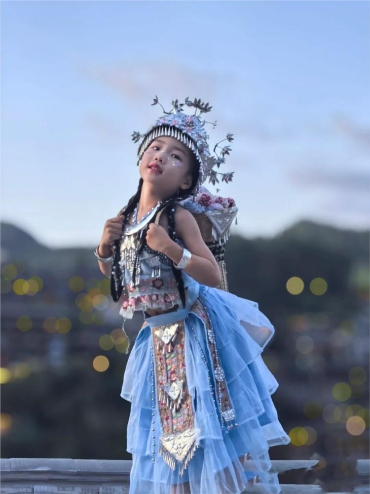 New light blue family-friendly - Portrait Photography With Lighting 评论和价格